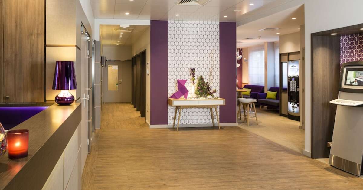 Een foto van het interieur van Hotel Paris Louis Blanc