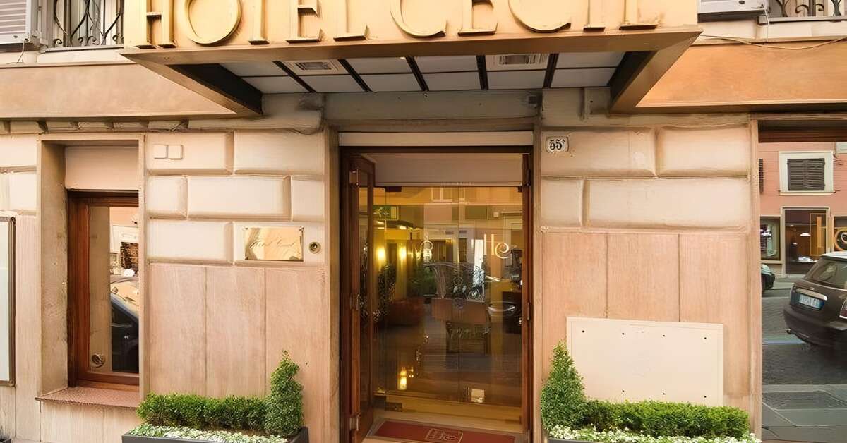 Een foto van de buitenkant van Hotel Cecil Rome