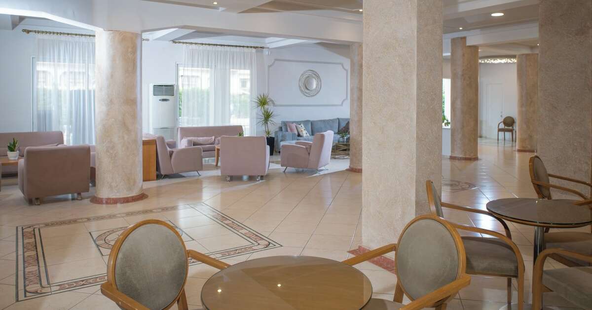 Een foto van het interieur van Cnic Gemini Hotel