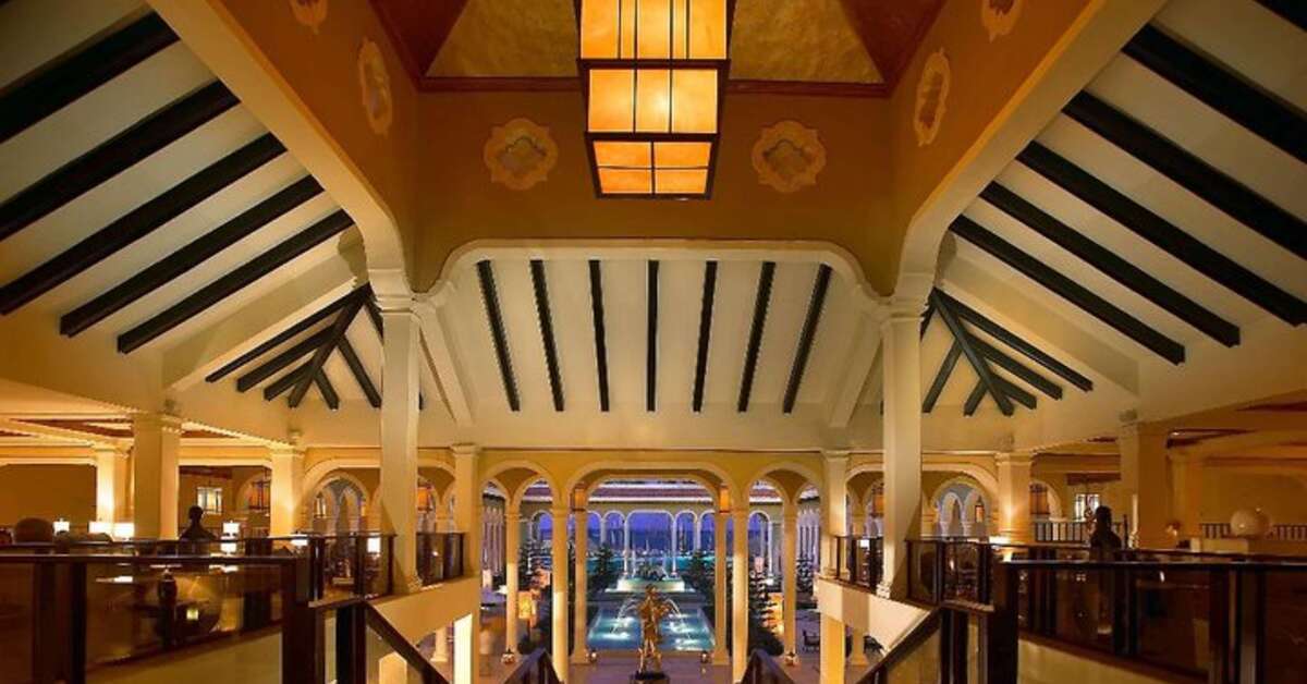Een foto van het interieur van Paradisus Palma Real Golf & Spa Resort