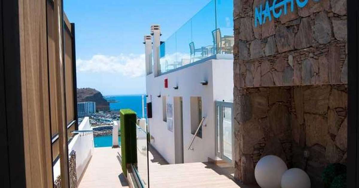 Een foto van de buitenkant van IG Nachosol Premium Appartementen