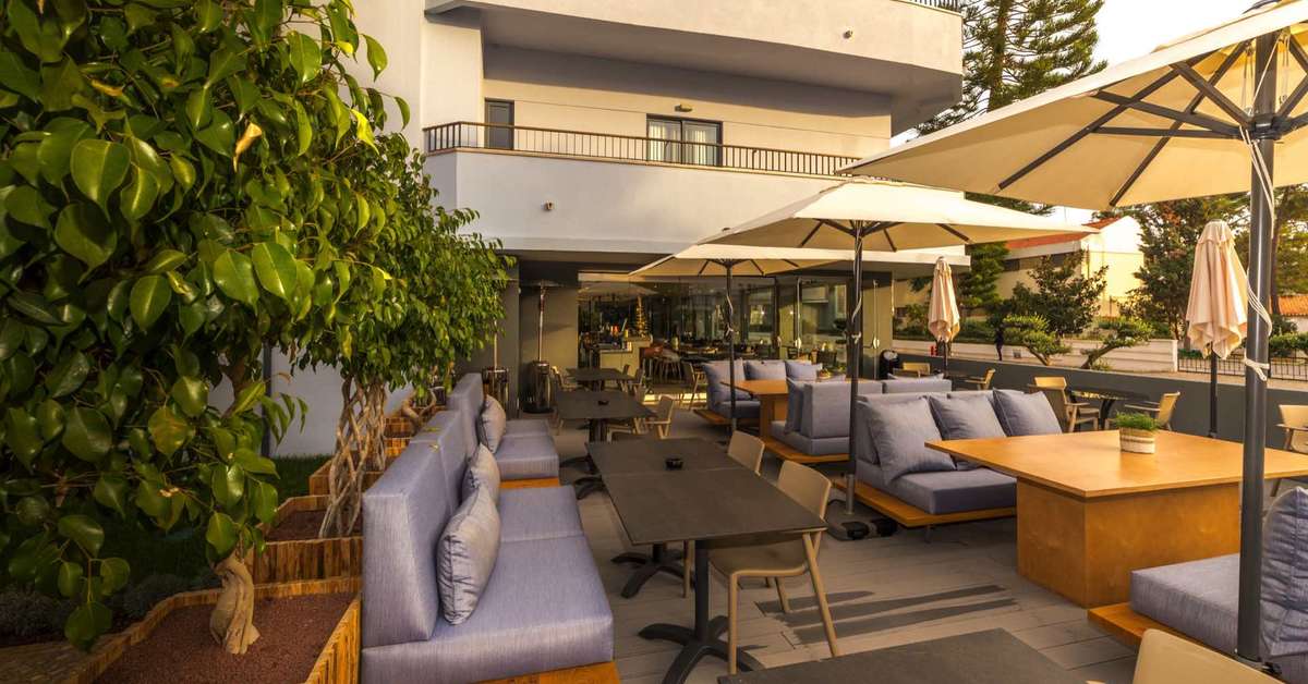 Een foto van het terras bij The Prime Energize