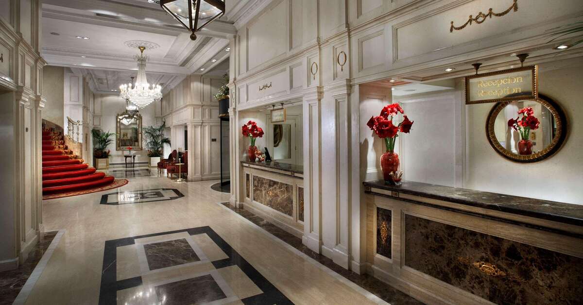 Een foto van het interieur van Hotel Fenix Gran Melia