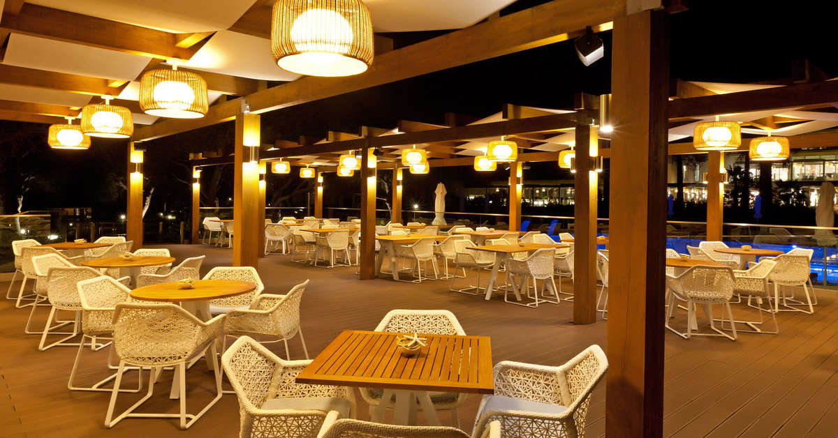Een foto van het terras bij Epic Sana Algarve Hotel