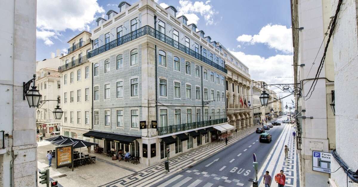 Ein Foto von der Außenansicht des My Story Hotel Ouro