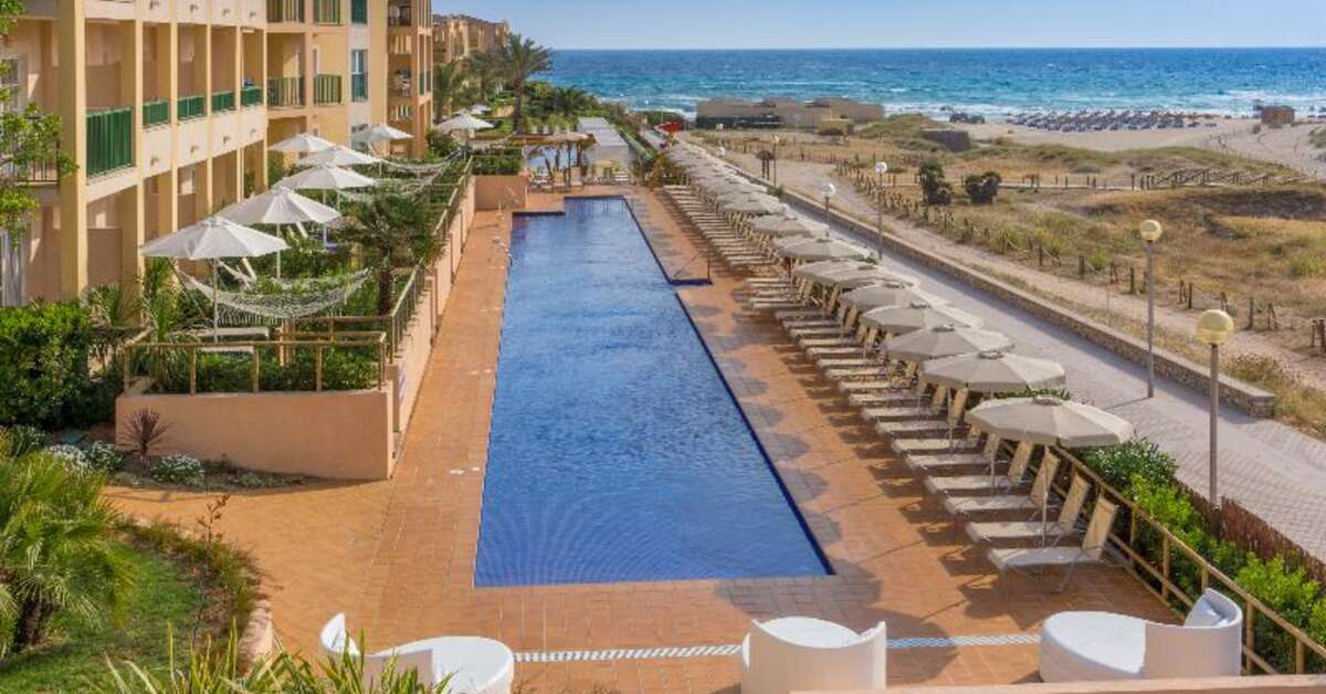 Een foto van Hotel Zafiro Cala Mesquida