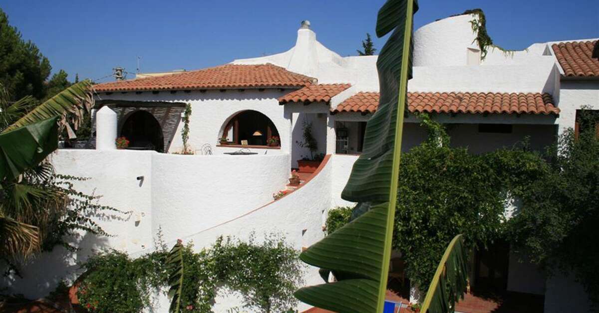 Een foto van de buitenkant van Hotel Villa Mediterranea