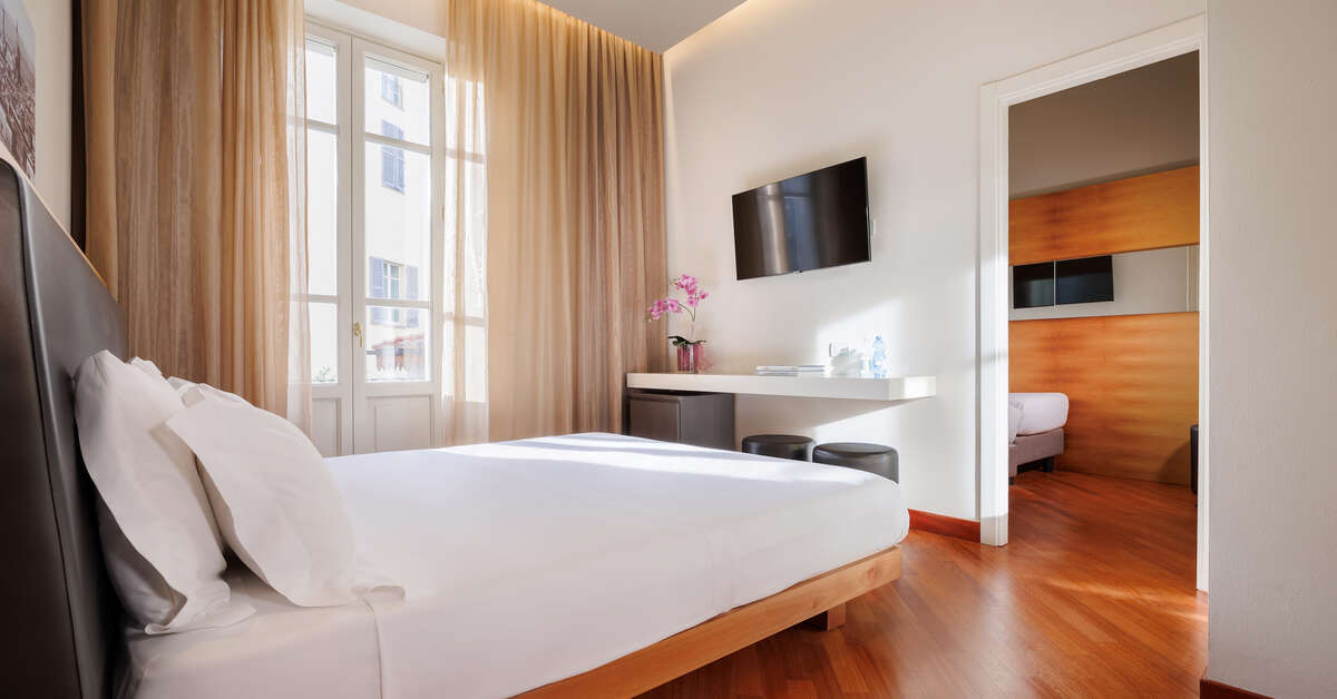 Een foto van Embassy Hotel