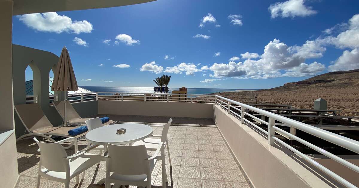Ein Foto Hotel Livvo Esmeralda Maris	