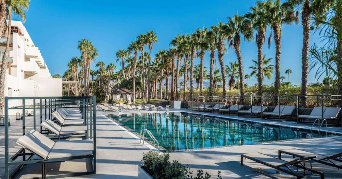 Een foto van het zwembad bij Maspalomas Princess