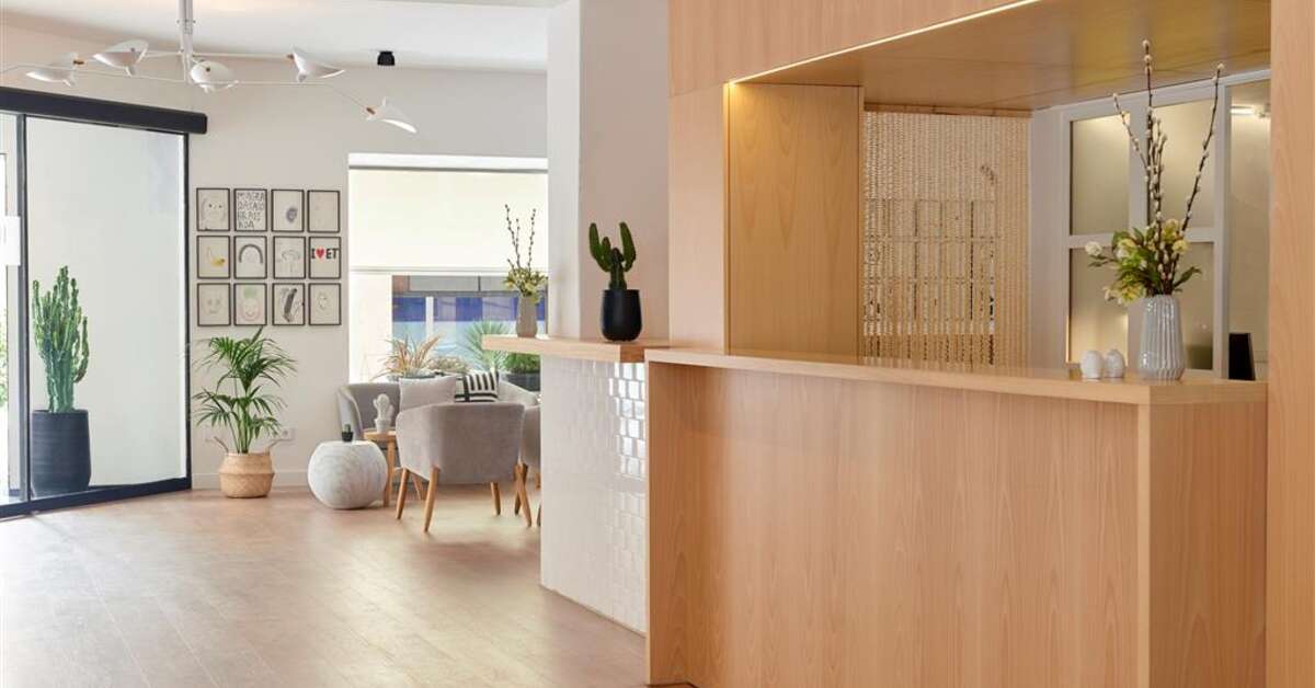 Een foto van het interieur van Innside by Melia Palma Center