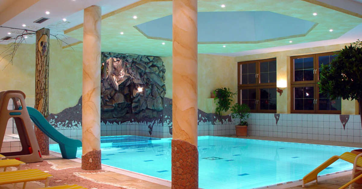 Een foto van het zwembad bij Hotel Waldhof