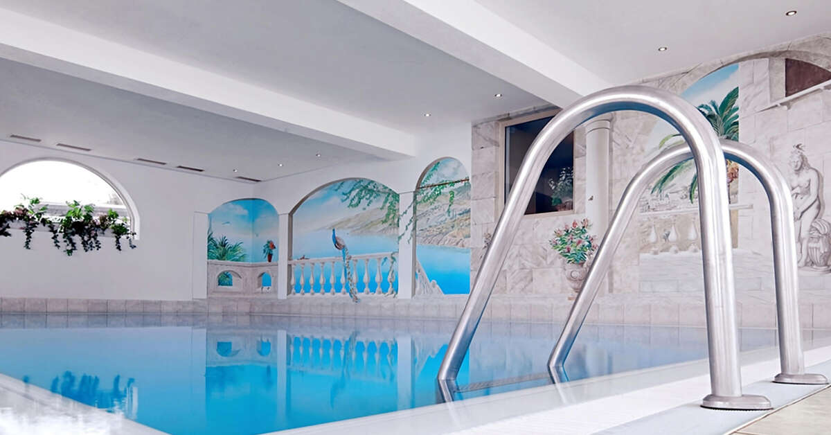 Een foto van het zwembad bij Hotel Regina