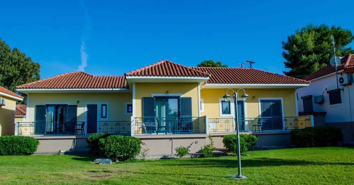 Een foto van de buitenkant van Seaview Village