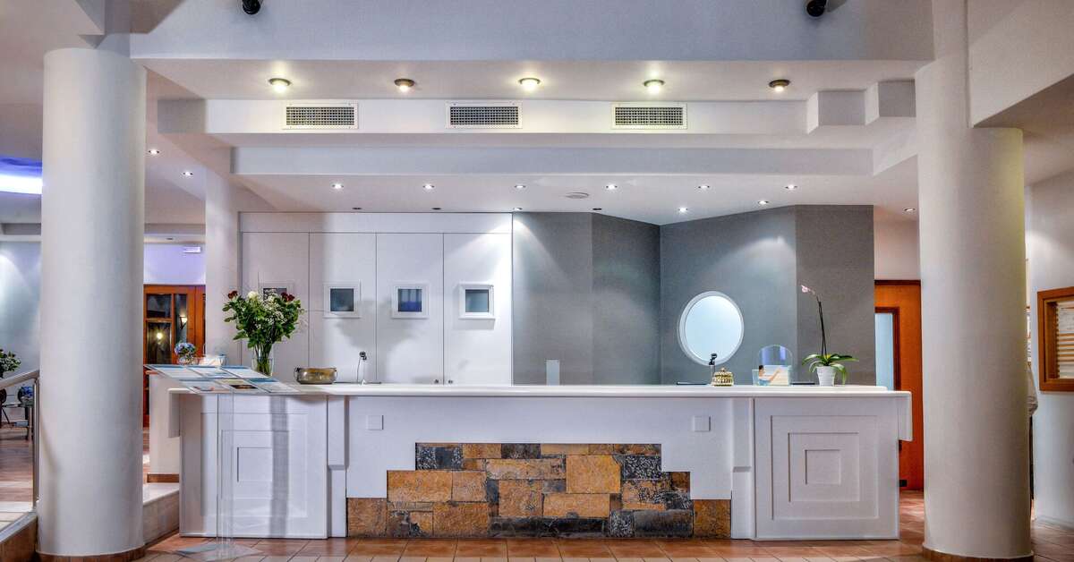 Een foto van het interieur van Blue Sea Beach