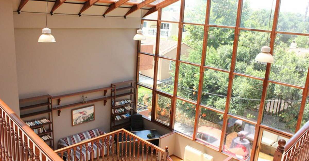Een foto van het interieur van Sunrise Inn Hotel