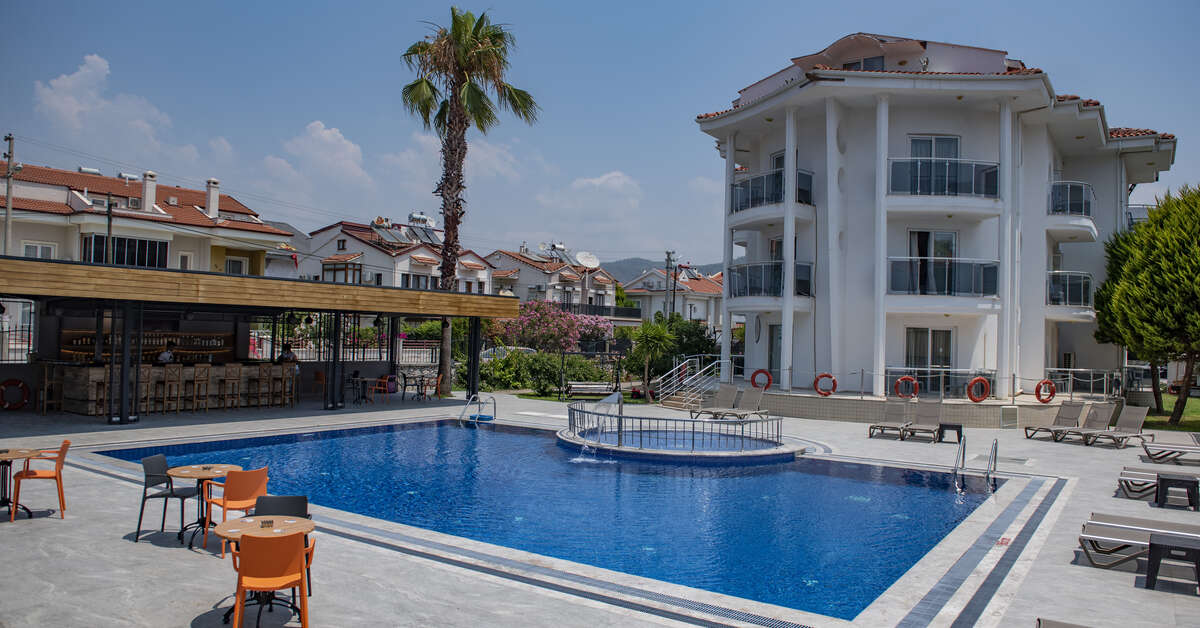 Een foto van het zwembad bij Nevada Hotel & Spa