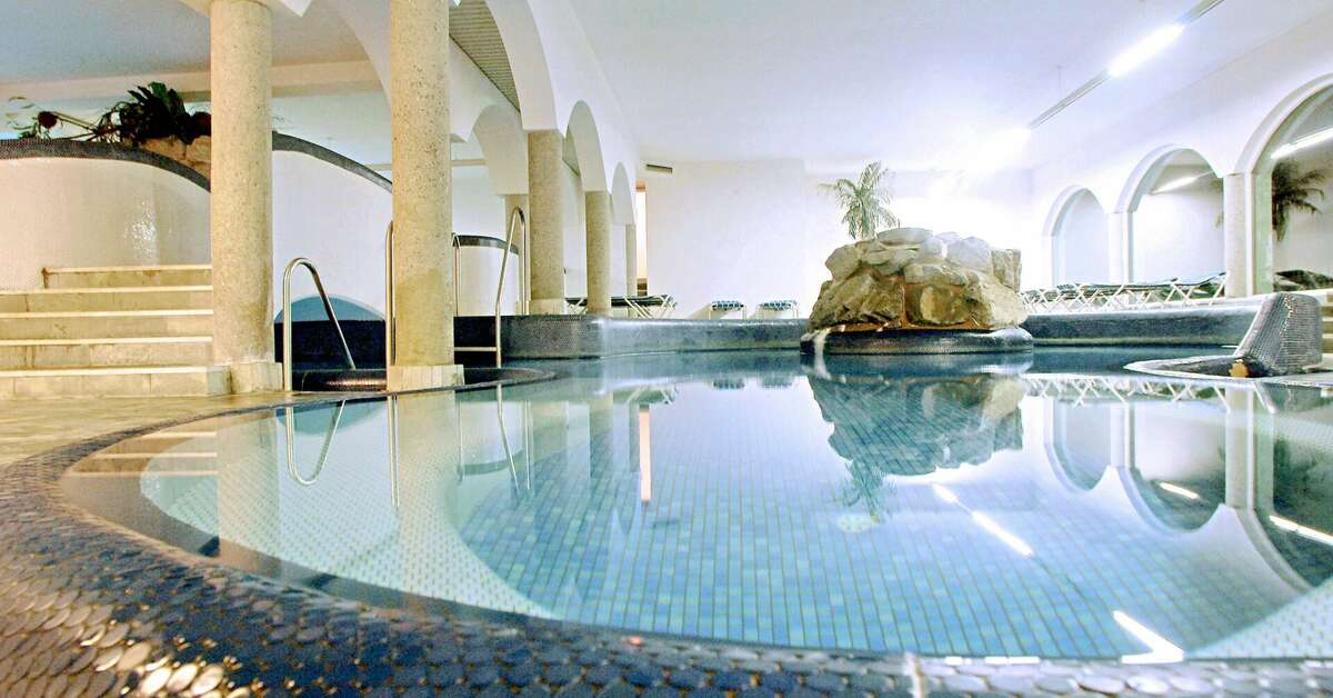 Een foto van het zwembad bij Hotel Edelweiss