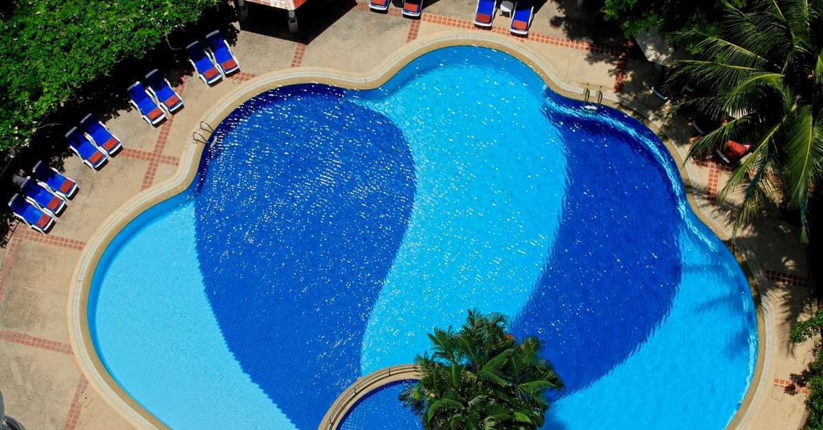 Een foto van Waterfront Suites Phuket by Centara