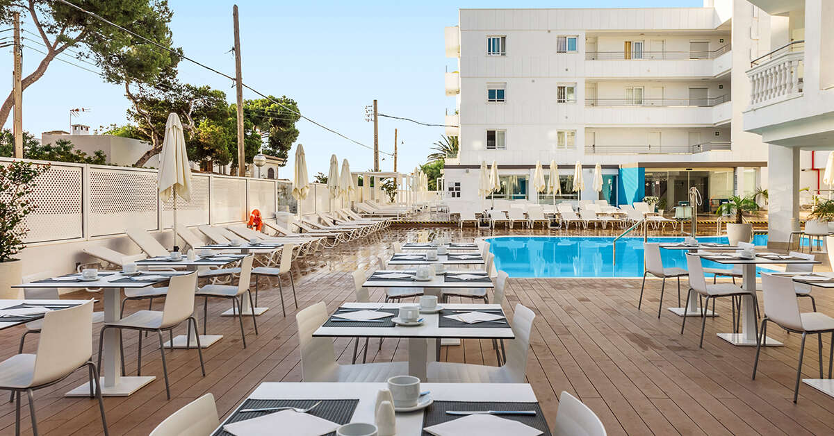Een foto van de faciliteiten bij Hotel Triton Beach