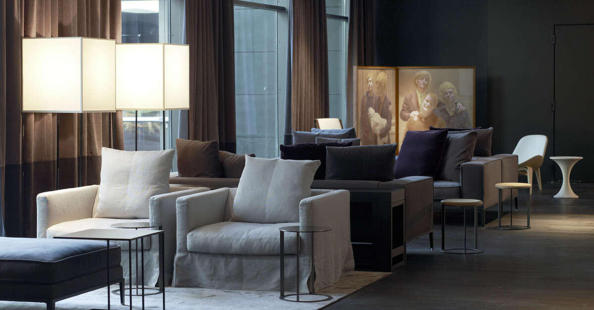 Een foto van het interieur van The Met Hotel