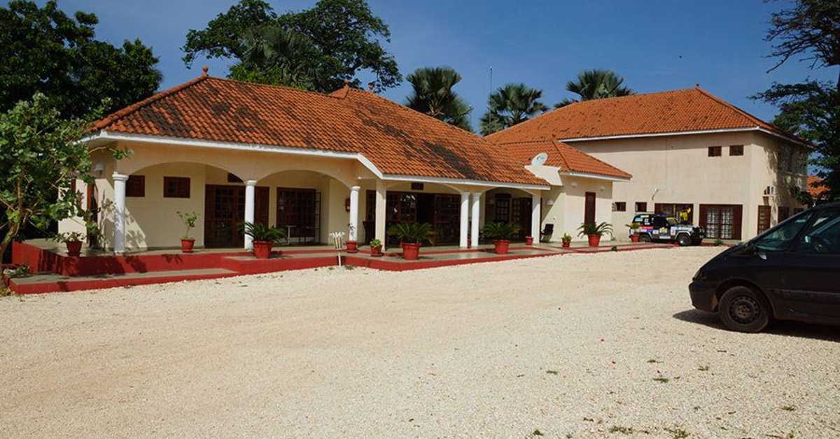 Een foto van het strand bij Lemon Creek Hotel Resort