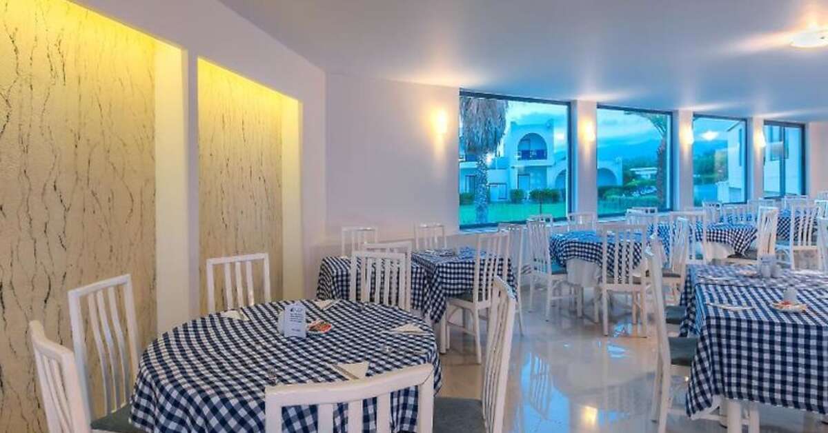 Een foto van de faciliteiten bij Aeolos Beach Hotel
