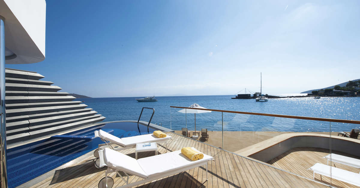 Een foto van het terras bij Elounda Beach Hotel & Villas