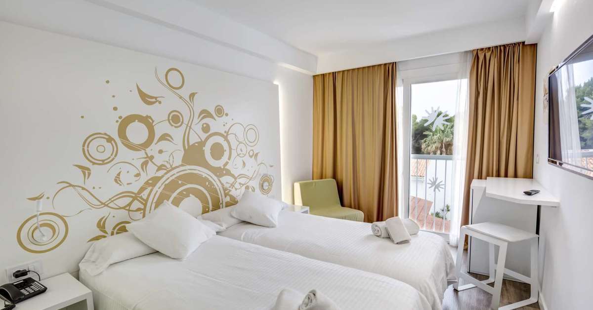 Een foto van R2 Bahia Cala Ratjada Design Hotel