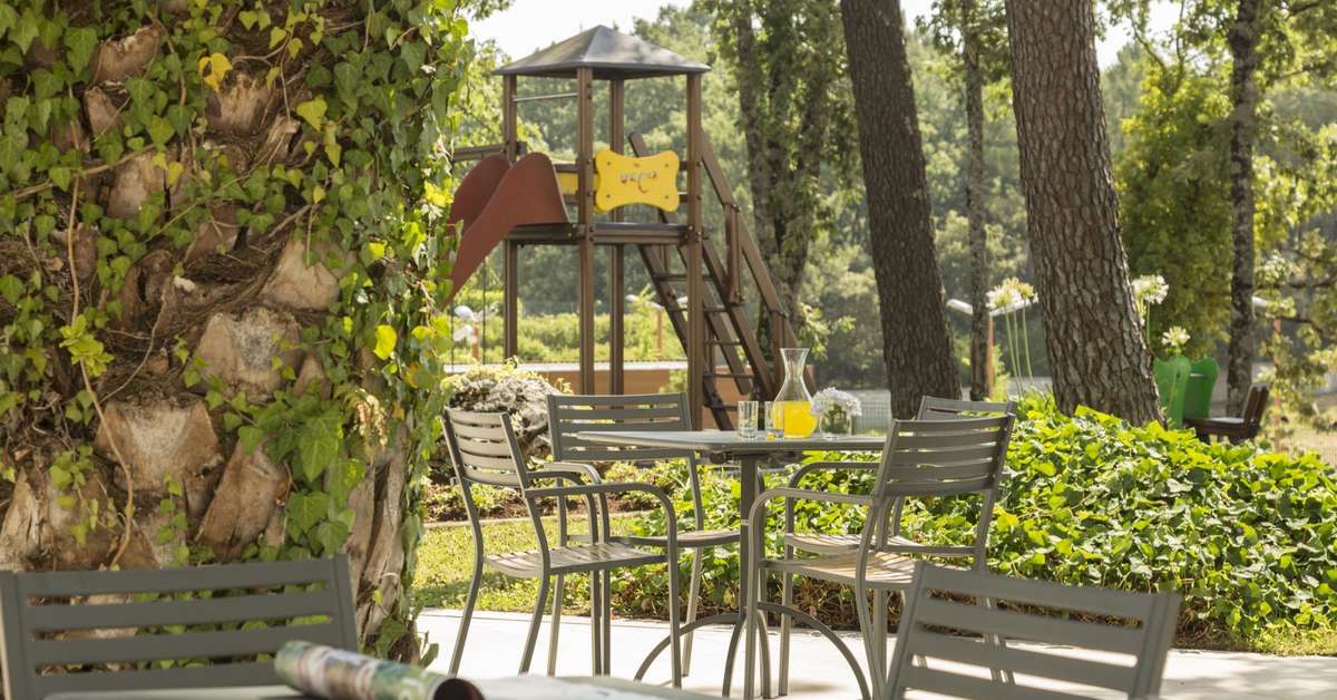 Een foto van het terras bij Dom Goncalo Fatima Hotel & Spa