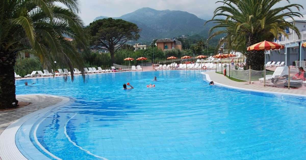 Een foto van het zwembad bij Ai Pozzi Village Spa Resort
