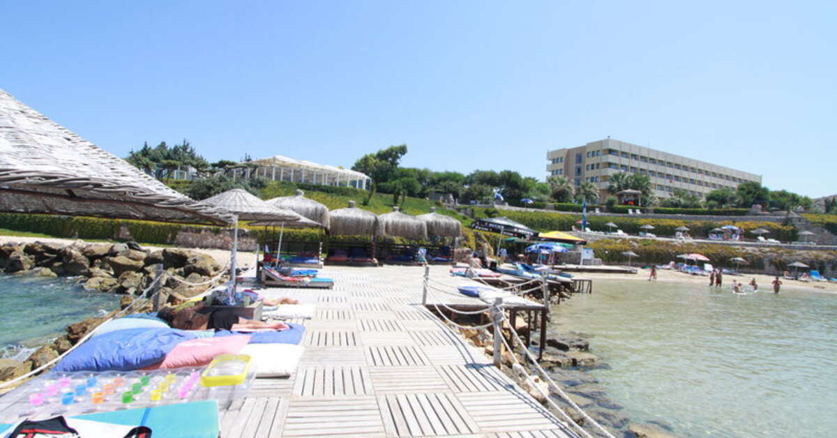 Een foto van het strand bij Hotel Babaylon