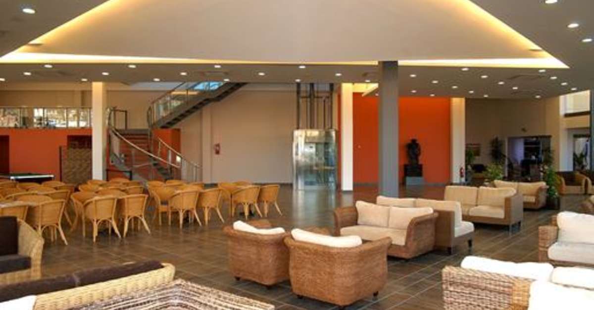 Een foto van het interieur van Aparthotel Xon's Playa