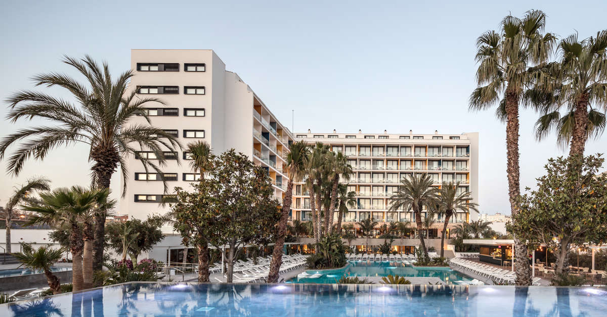 Een foto van het zwembad bij Aqua Hotel Silhouette & Spa