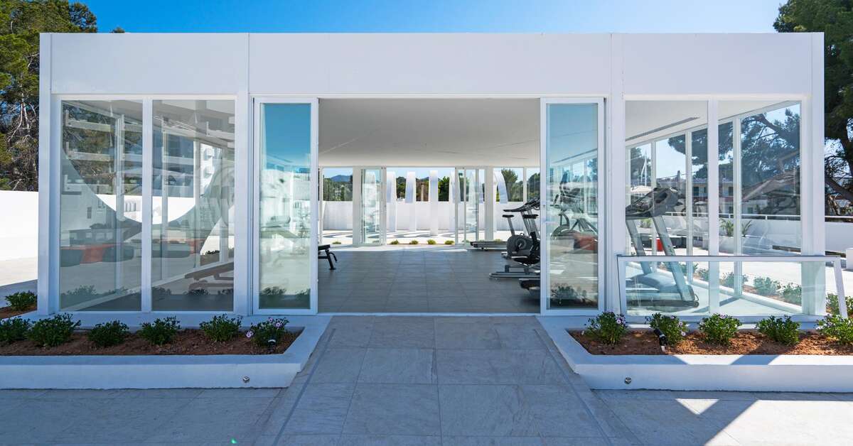 Een foto van de faciliteiten bij THB Naeco Ibiza