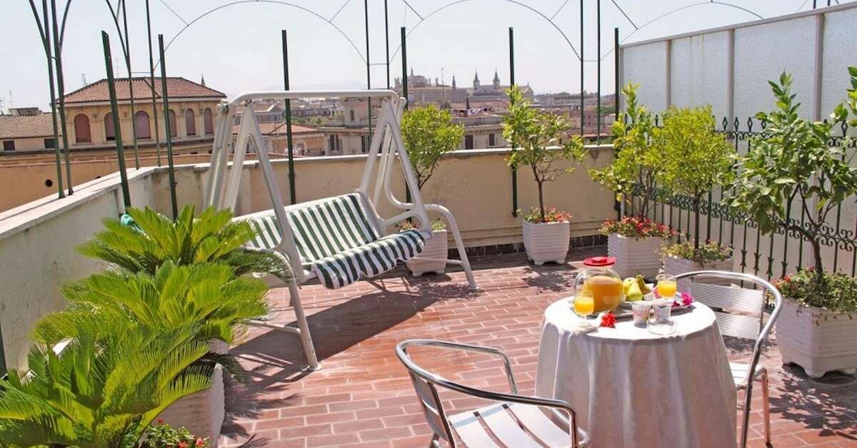 Een foto van het terras bij Hotel Edera