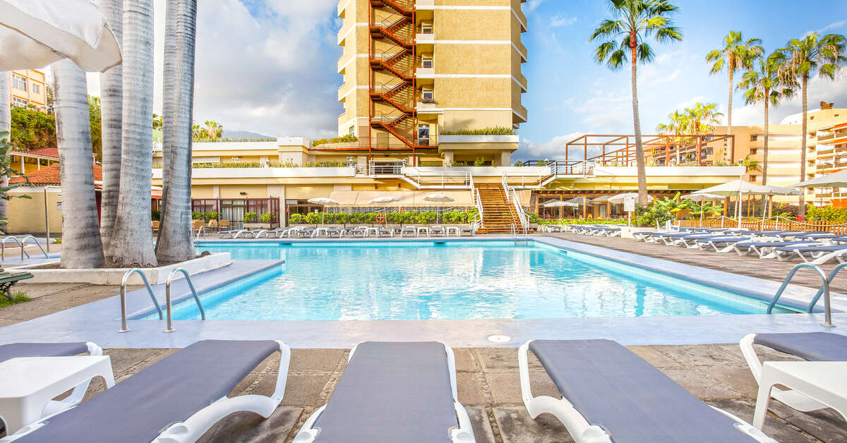 Een foto van het zwembad bij Be Live Tenerife