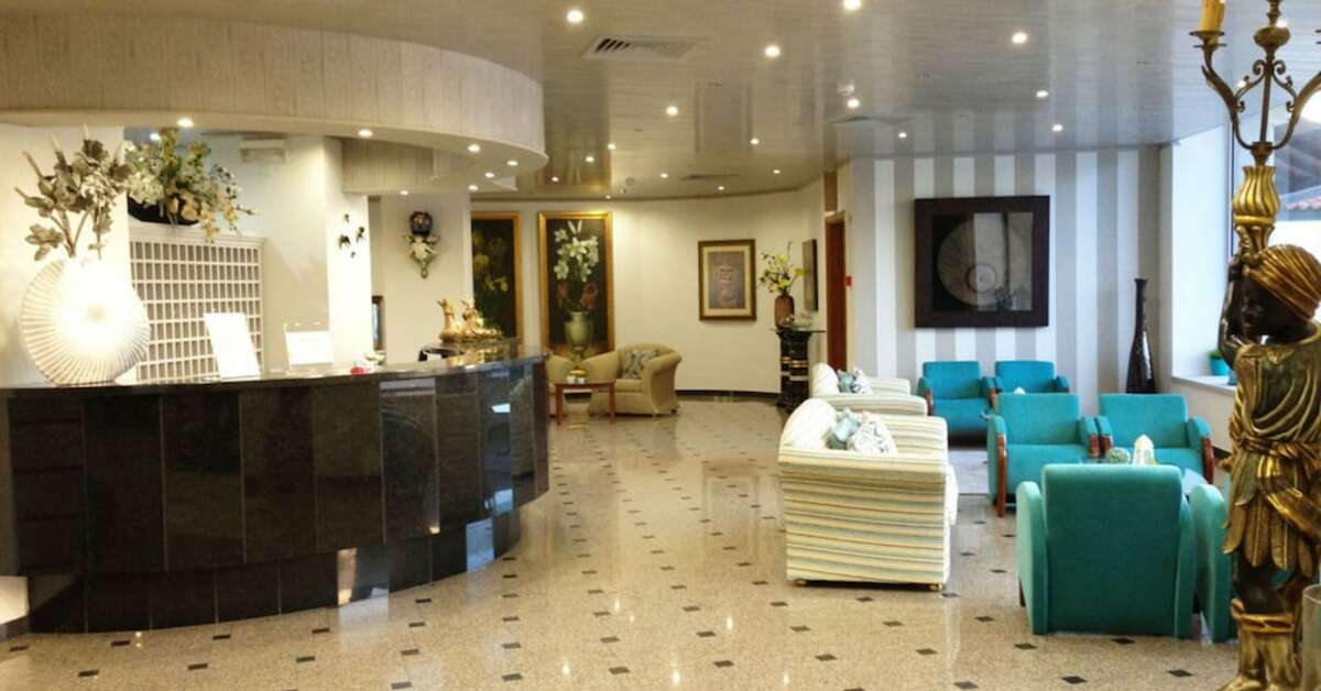 Een foto van het interieur van Hotel Cristal Caldas