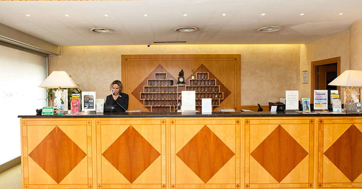 Een foto van het interieur van Hotel Nasco