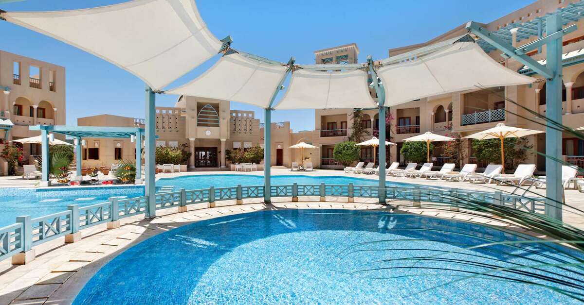 Een foto van het zwembad bij Mosaique El Gouna Hotel
