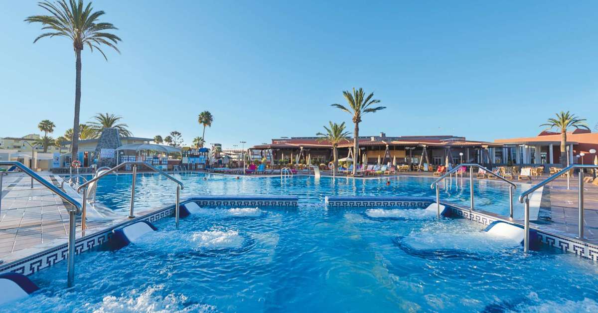 Een foto van het zwembad bij HD Parque Cristobal Gran Canaria