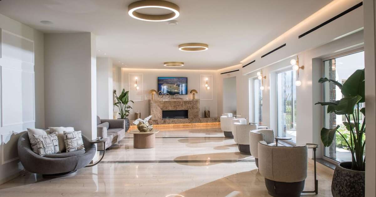 Een foto van het interieur van Hotel Matheo Villas & Suites