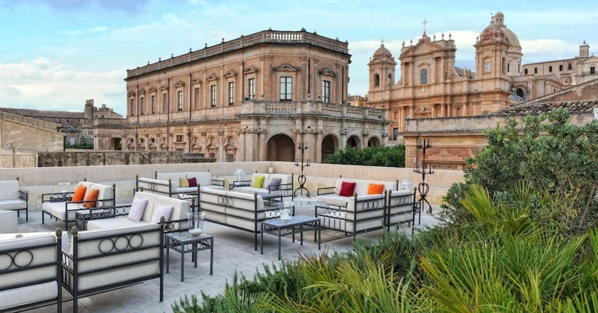Een foto van het terras bij Gagliardi Boutique Hotel