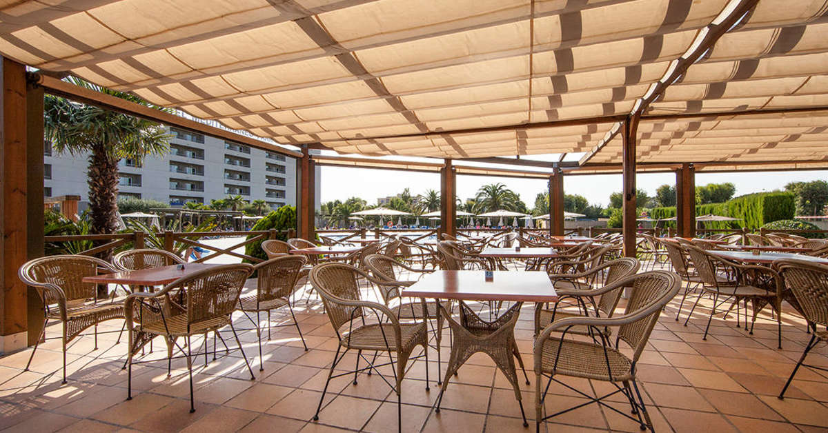Een foto van het terras bij Mediterraneo Park & Hotel