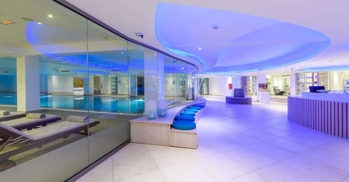 Een foto van de faciliteiten bij Asterias Beach Hotel