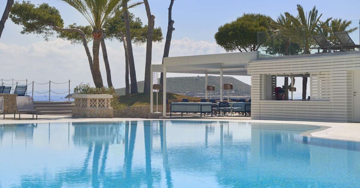 Een foto van het zwembad bij Melia Calvia Beach