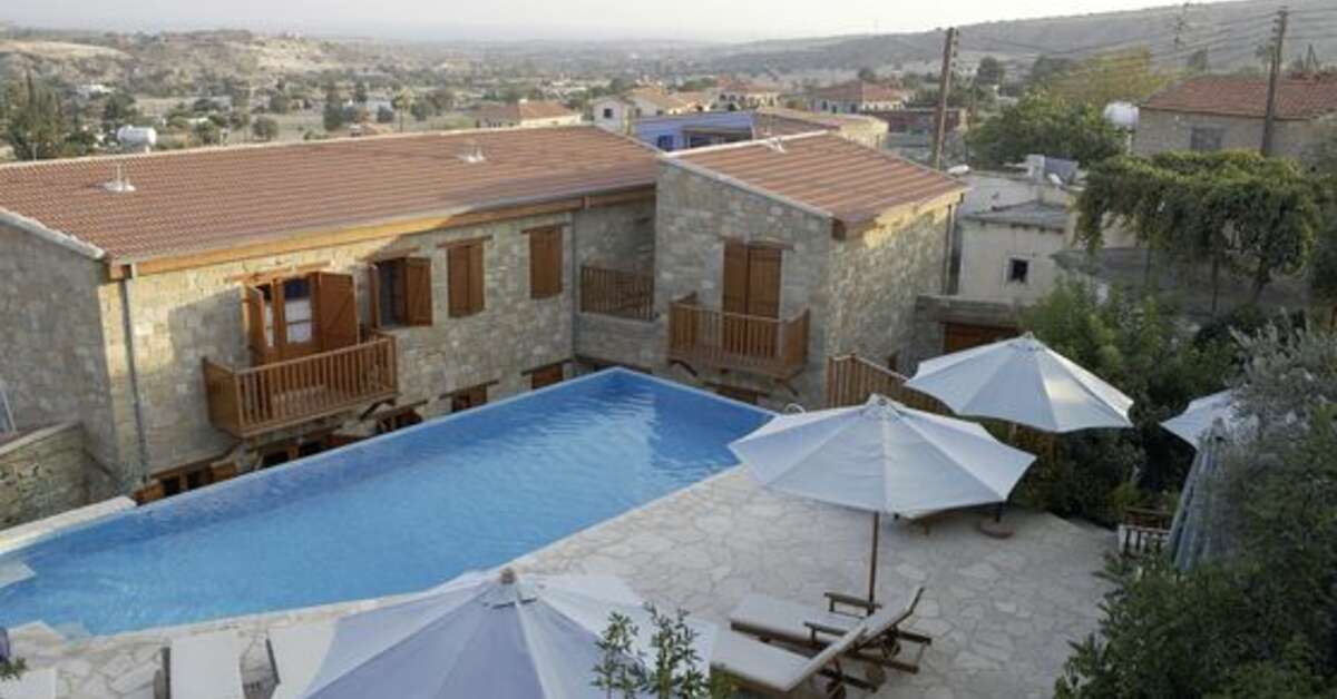 Ein Foto vom Pool im Filokypros Country Houses