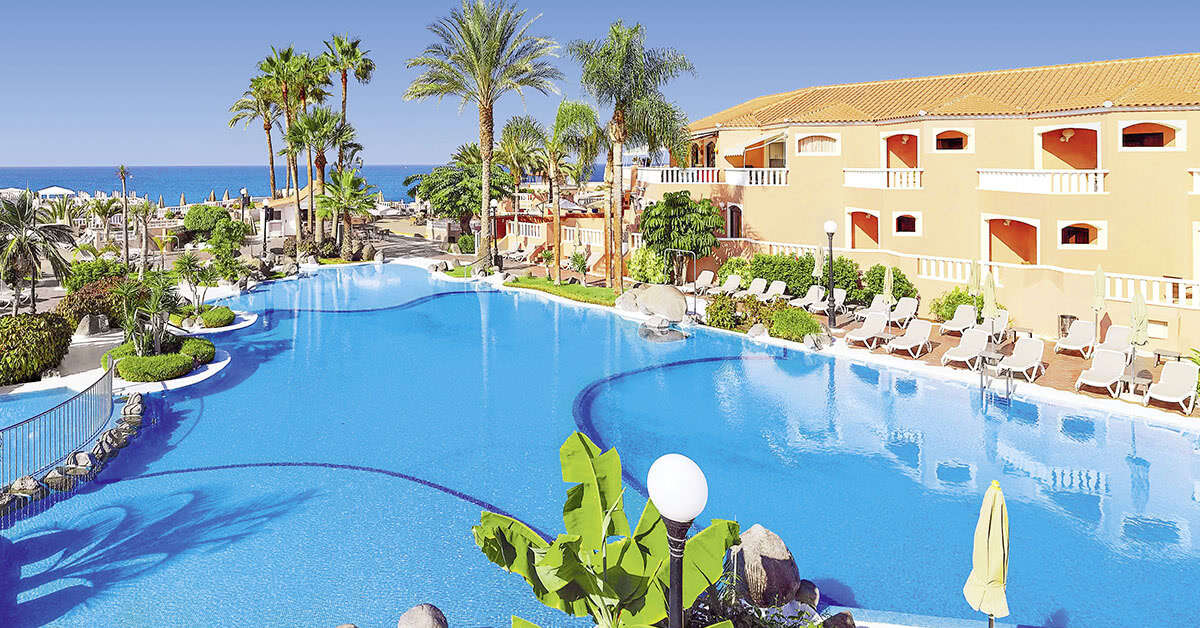 Een foto van het zwembad bij Sol Sun Beach