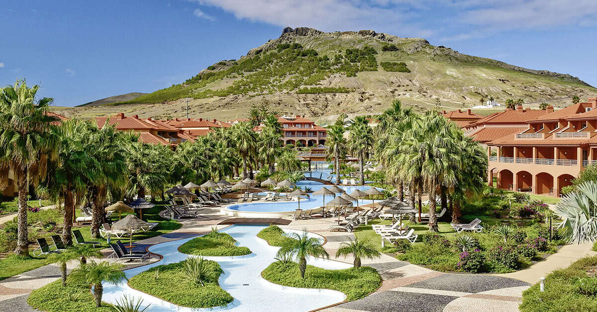 Een foto van het zwembad bij Pestana Porto Santo Beach Resort & Spa