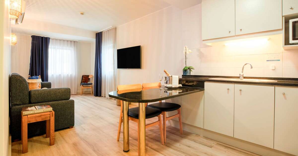 Een foto van Aqualuz Lagos by The Editory